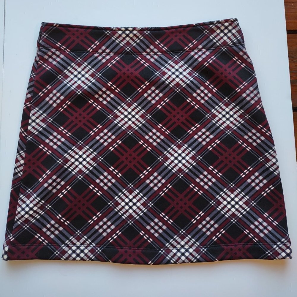 Athleta Thermal Tech Plaid Mini Skirt Women's Size XS Activewear Gorpcore - Picture 2 of 7